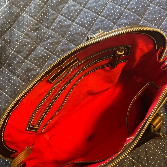 Dooney Burke Bag GUC - Picture 11 of 14